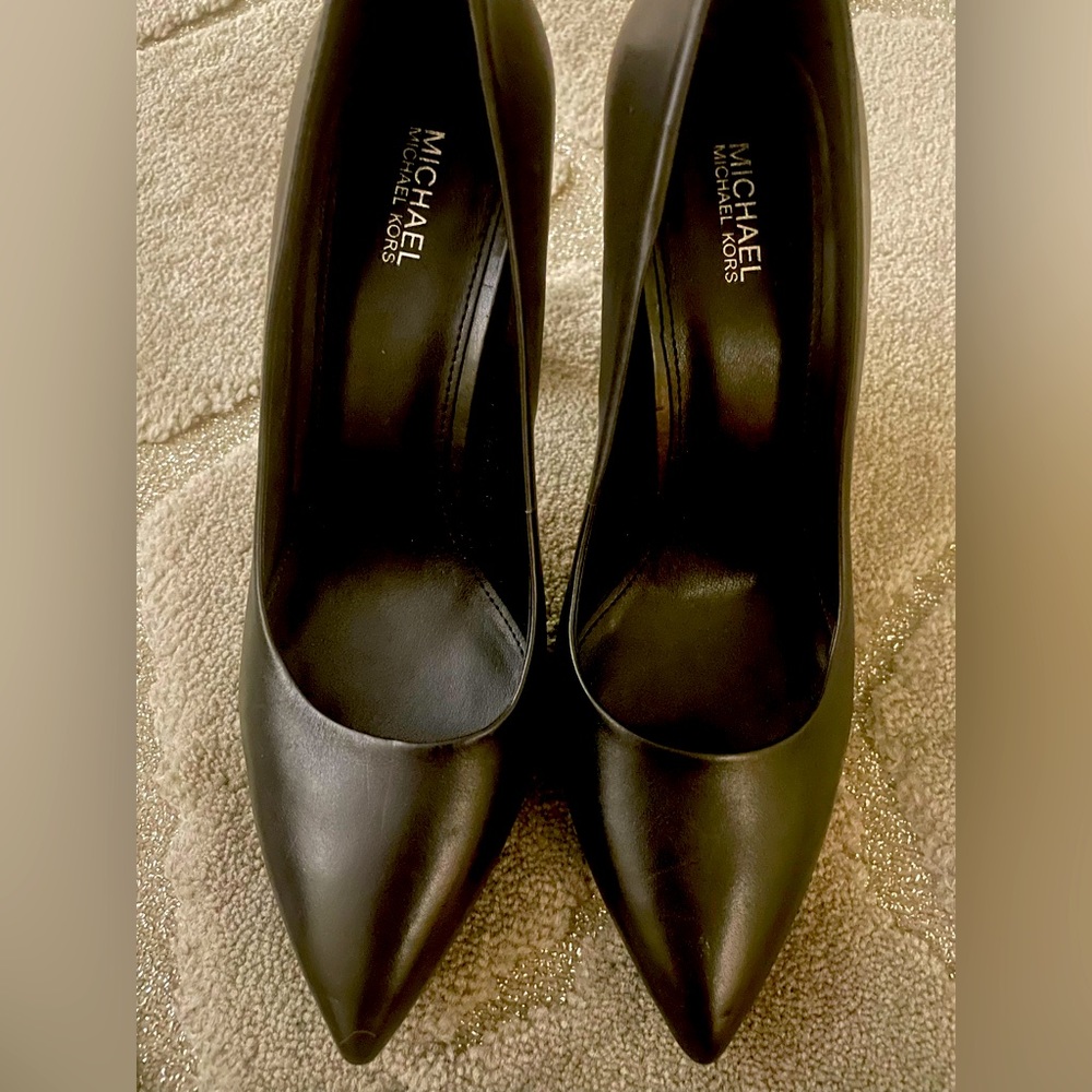Michael Kors Chunky Leather Pumps
